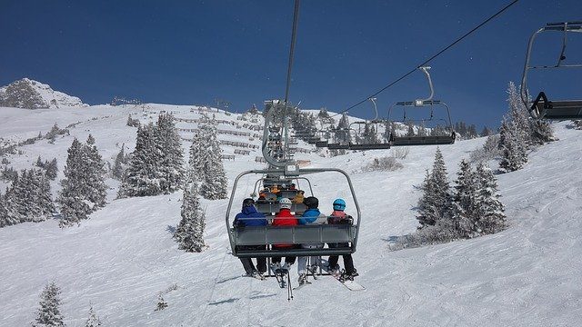 ski-lift-999226_640